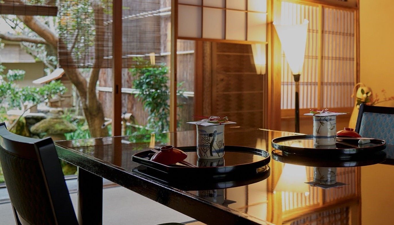 YUSOKU RYORI MANKAMEROU, A DIASPORIC RESTAURANT EXPERIENCE IN KYOTO | Globe-Eater