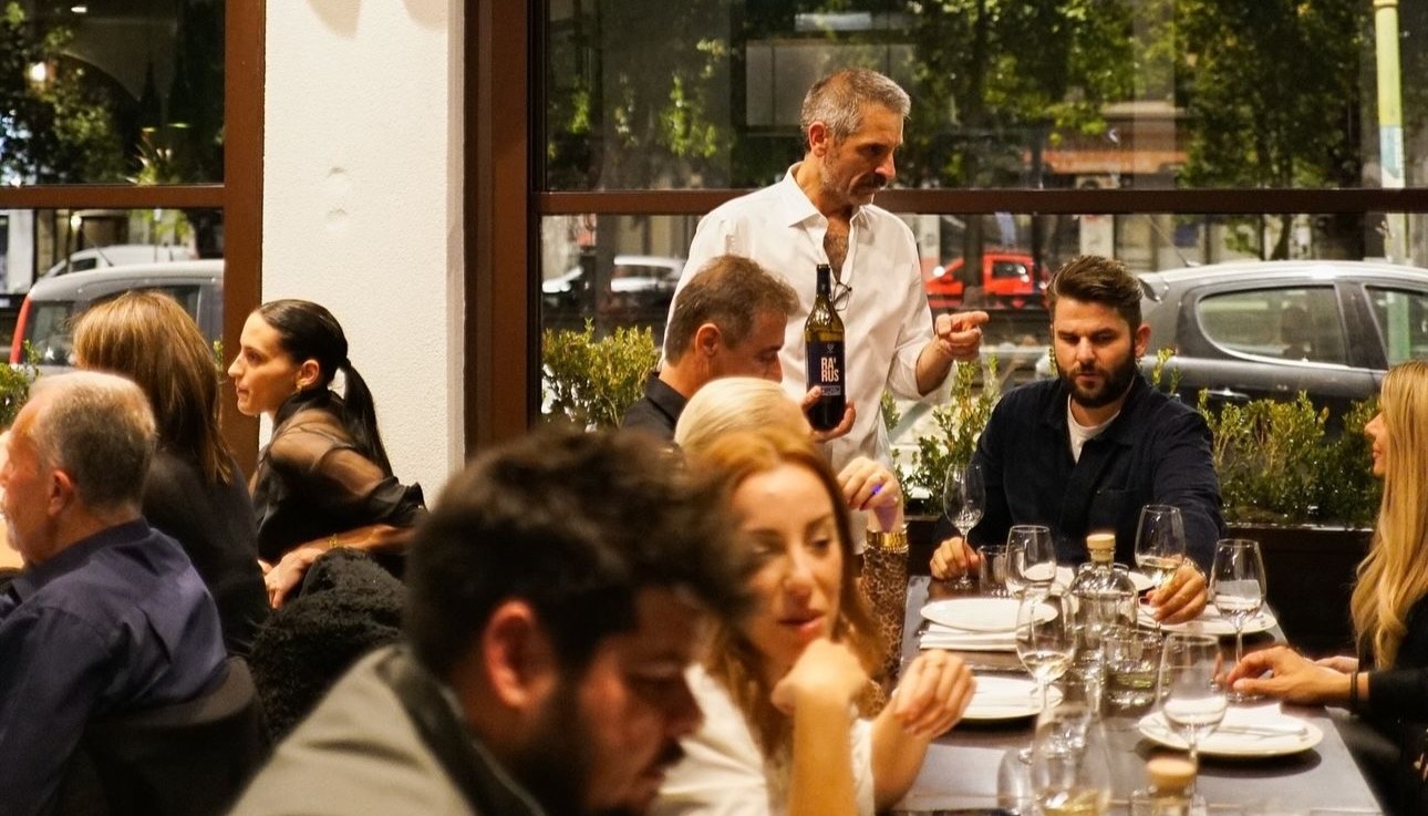 STOU LOU: A BOHEMIAN RESTAURANT IN KERAMEIKOS THAT LOVES WINE | Restaurant Reviews