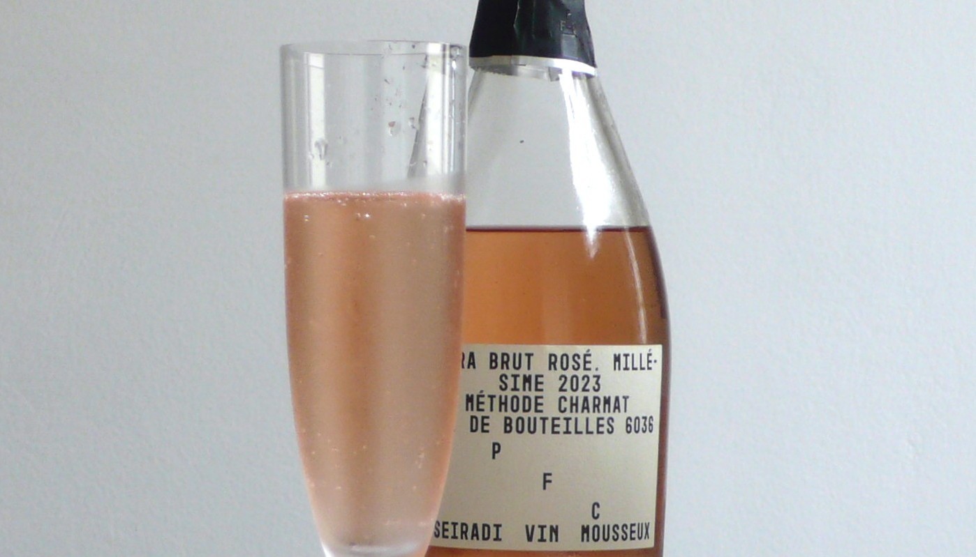 PAROS FARMING COMMUNITY, SEIRADI VIN MOUSSEUX ROSE 2023 | Wine Reviews