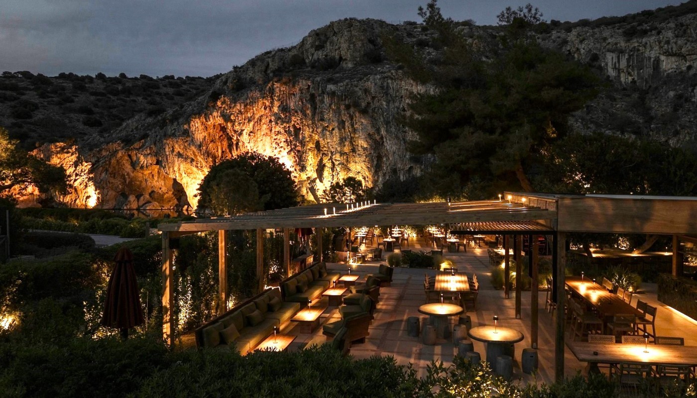 ABRAOVATA: THE SURPRISE OF THE ATHENIAN RIVIERA | Restaurant Reviews