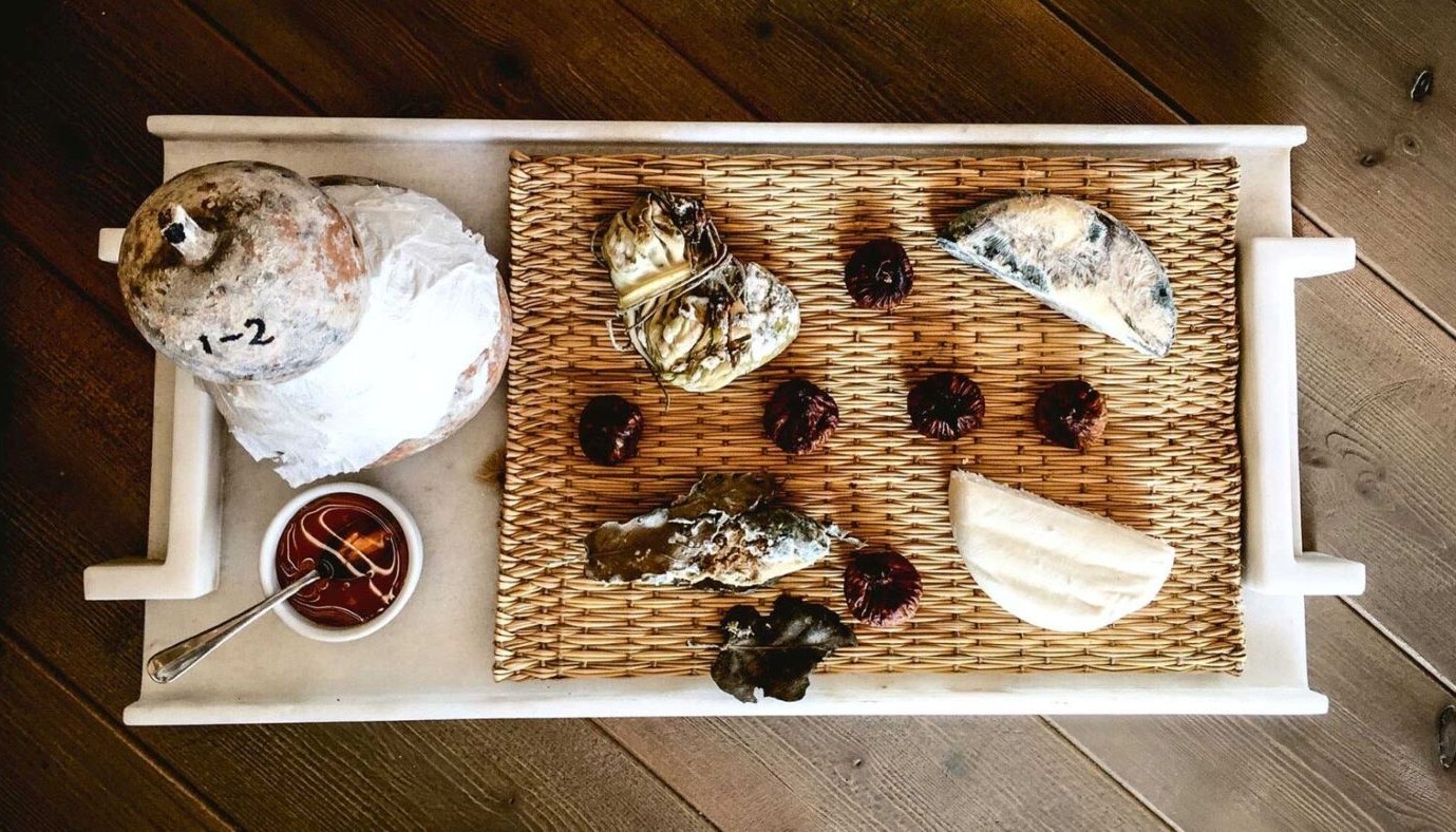 MARATHIA: THE RESTAURANT OF MARINOS SOURANIS IN TINOS CONTINUES TO EXCEL | Restaurant Reviews