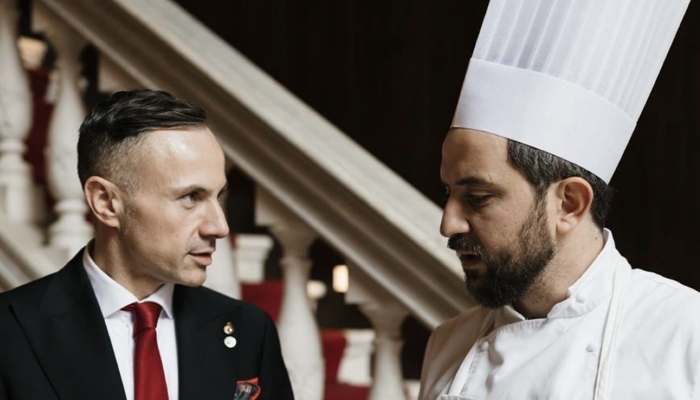 GLAM BY ENRICO BARTOLINI: DONATO ASCANI SERVES THE SOUL OF VENICE AT PALAZZO VENART | Globe-Eater