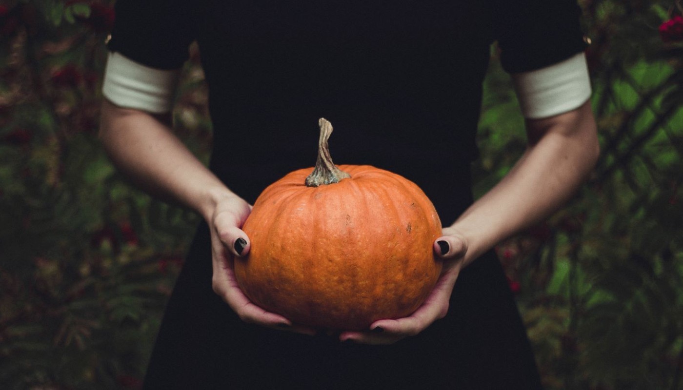 THE TABLE OF THE DEAD: FOOD TRADITIONS BEYOND HALLOWEEN | Articles & Know-how
