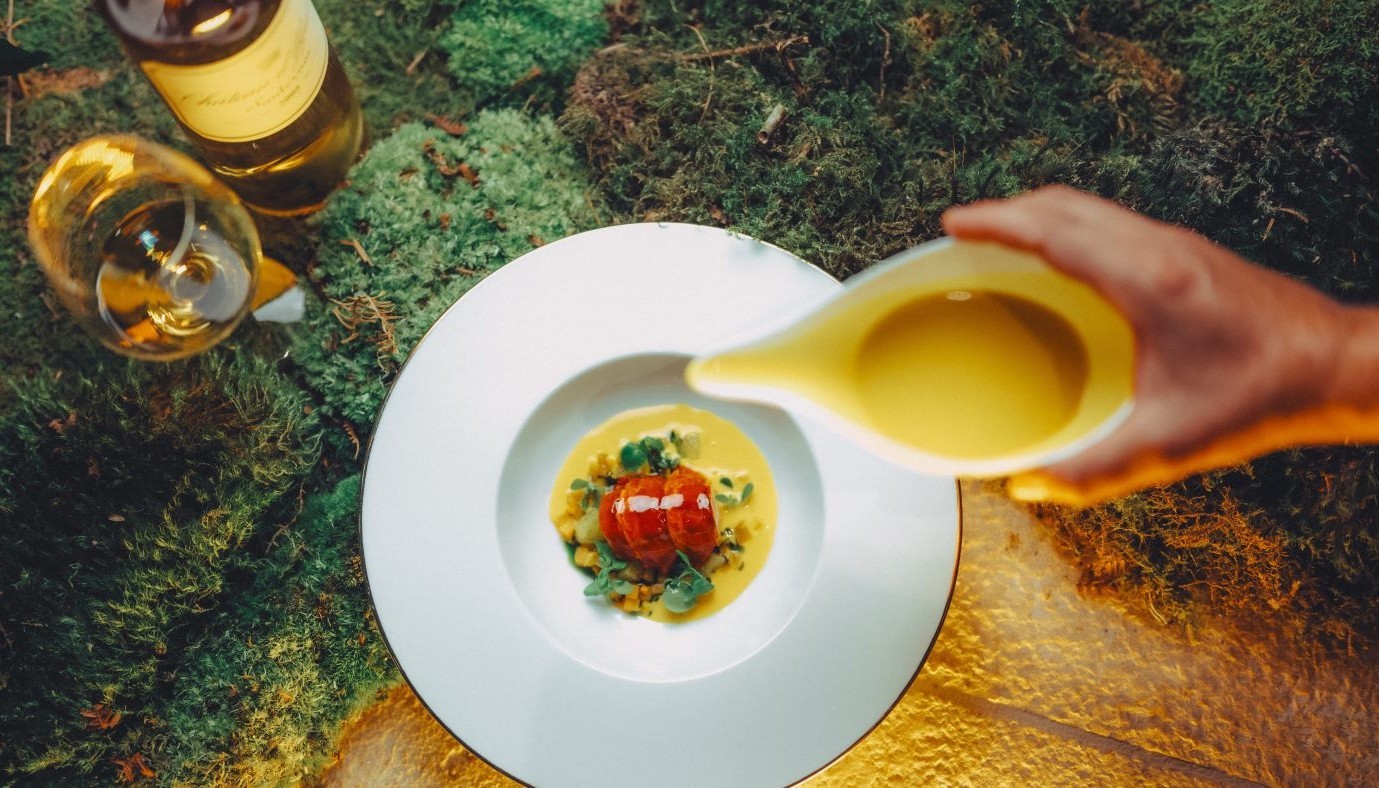 CHÂTEAU D’YQUEM: WHEN MAURO COLAGRECO COOKED THROUGH TIME | Articles & Know-how