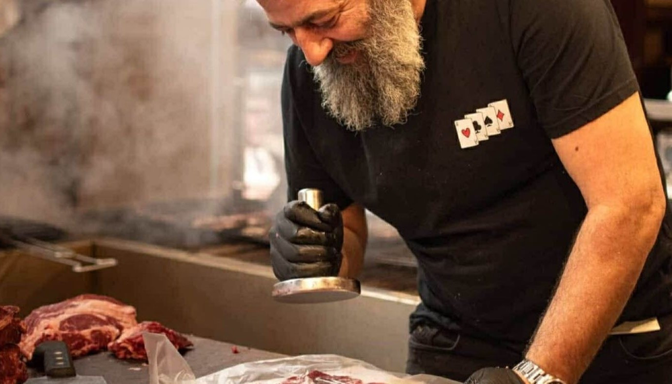 AGRIOS – THE DIRTY BUTCHER: CARNIVOROUS FEASTING AND A GODLY PASSION FOR MEAT | News & Views